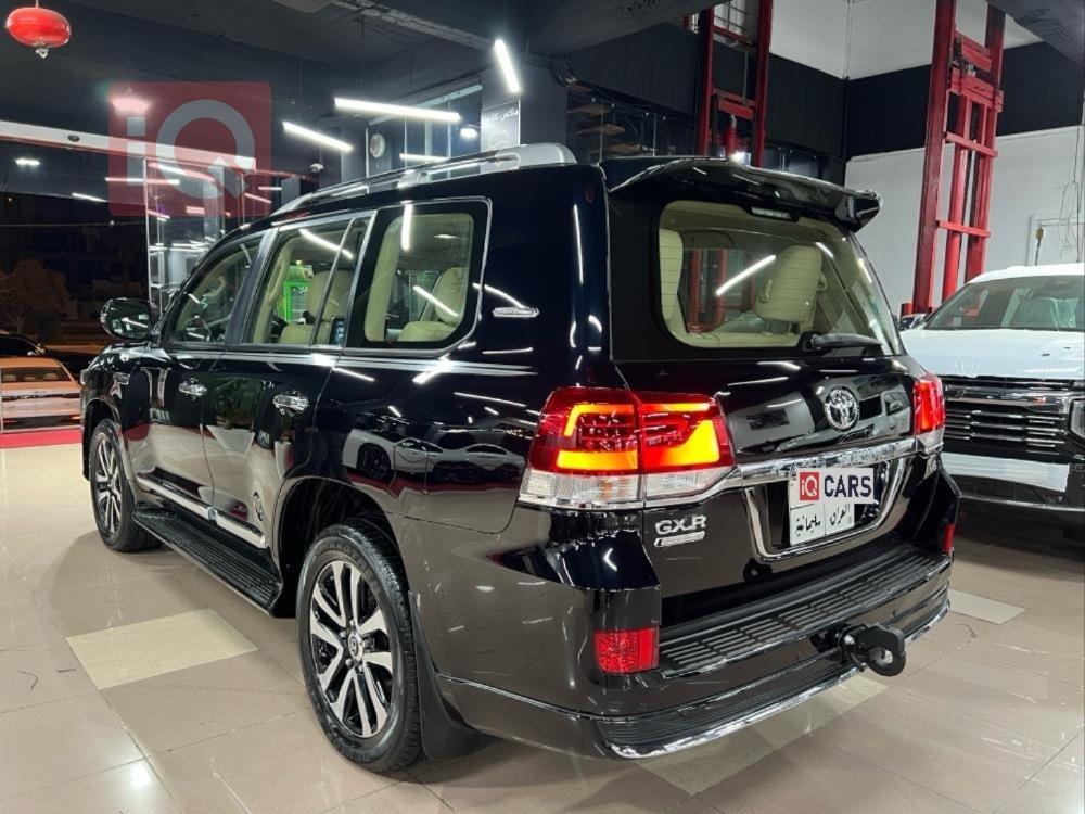 تويوتا لاندكروزر